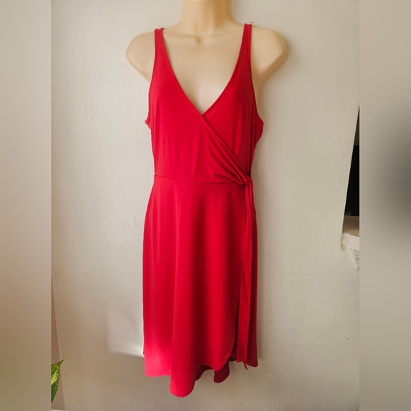 Express- Sleeveless Wrap Dress Women's Vibrant Red Sz SP - Picture 1 of 6